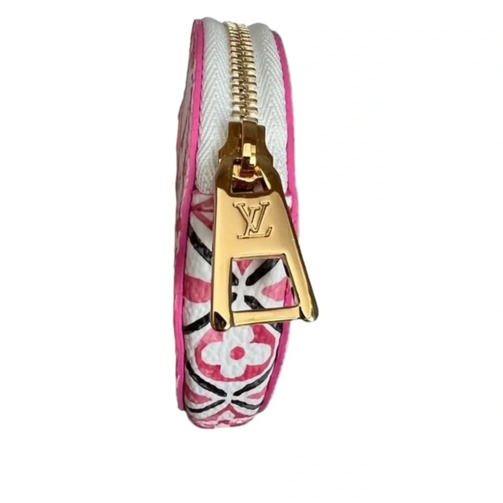 NEW Authentic Louis Vuitton Monogram Giant By The Pool 2.0 On The Go PM Pink Bag - Picture 6 of 13